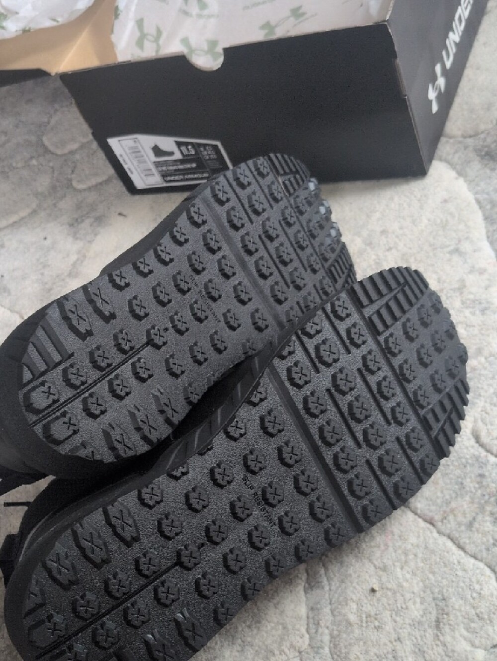Under Armour Men’s Black Tactical Work Boots. - Picture 9 of 9